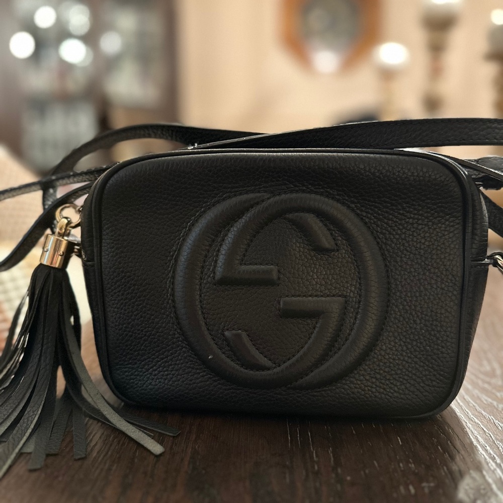 Black leather gucci crossbody